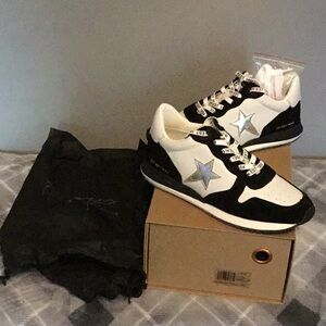 Vintage Havana Black and White Retro Sneakers